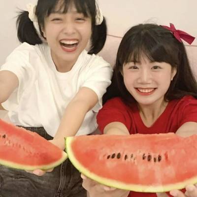 闺蜜们每天总是有说不完的话和聊不完的事_8