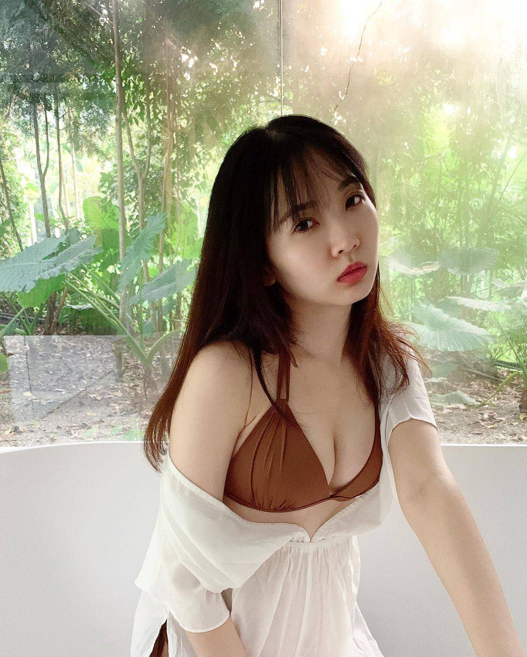 卡哇伊小美女的泳装自拍 ，品牌来自 四季比基尼_4