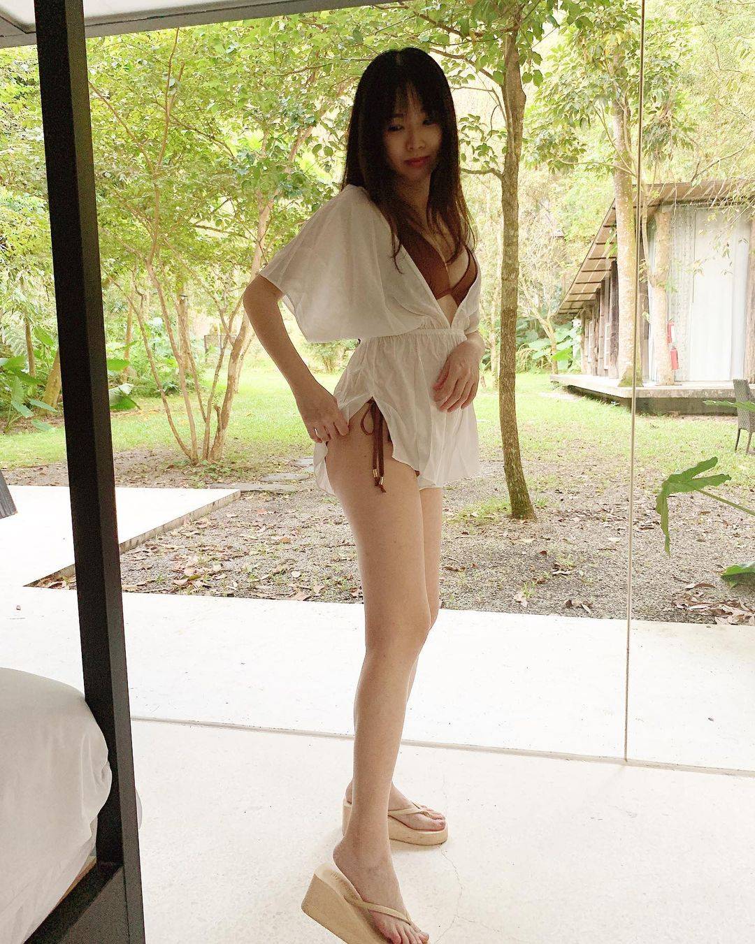 卡哇伊小美女的泳装自拍 ，品牌来自 四季比基尼_6