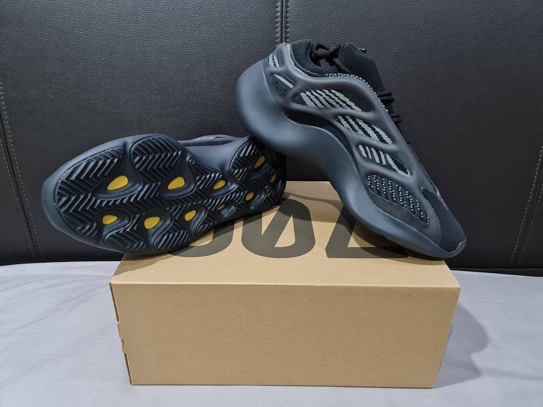 Yeezy 700  alvah 配色 椰子开箱高清实拍细节图片_7