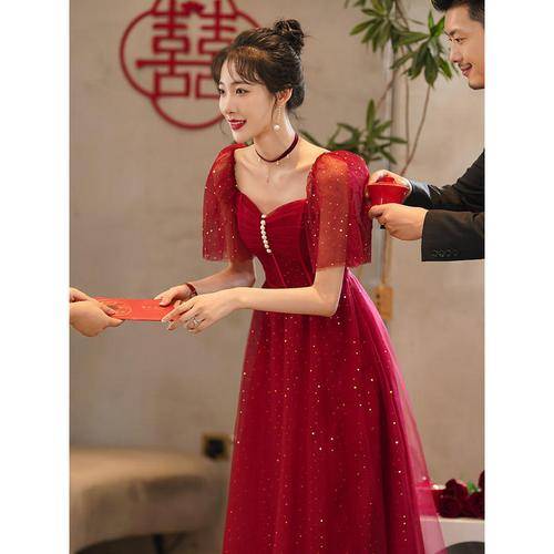新娘结婚现场红色敬酒礼服_2