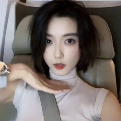 聂小雨美照图片精选