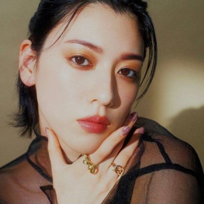 日本女星三吉彩花图片精选