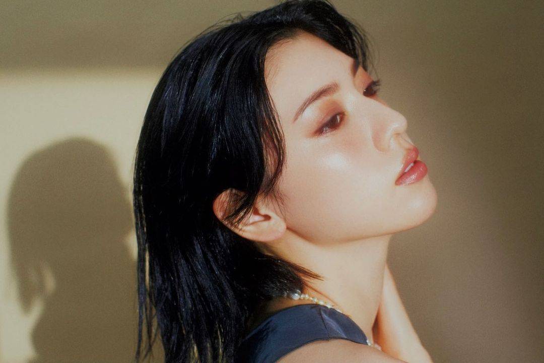 日本女星三吉彩花图片精选_2