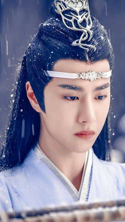 《陈情令》王一博蓝忘机白色古装图片精选_7