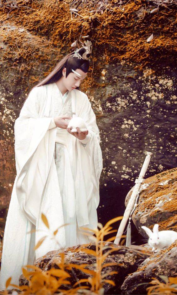 《陈情令》王一博蓝忘机白色古装图片精选_1