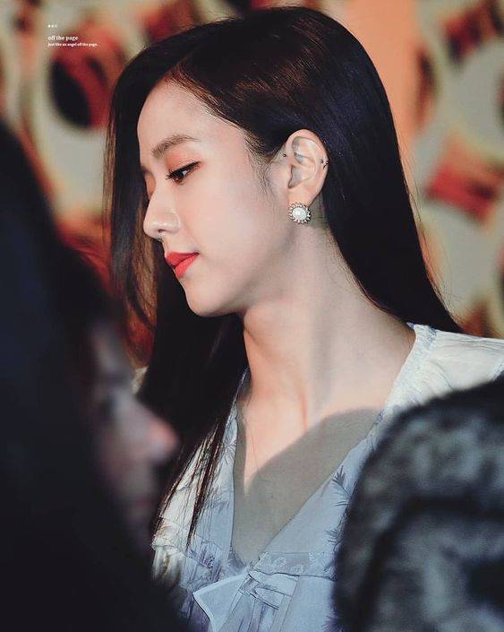 女生最美的侧颜的图片高清_9