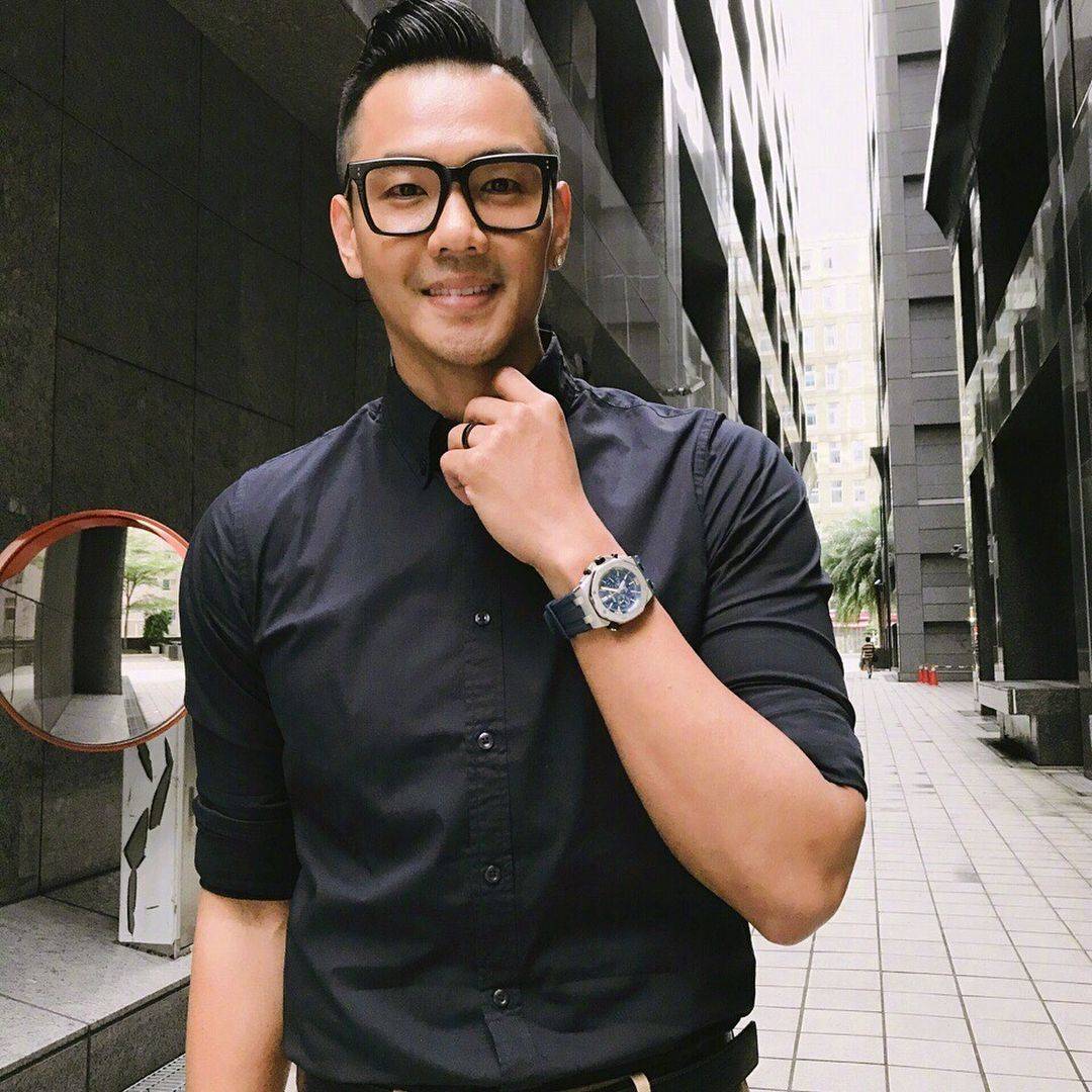 黑人陈建州秀手表图片 爱彼皇家橡树手表！_1