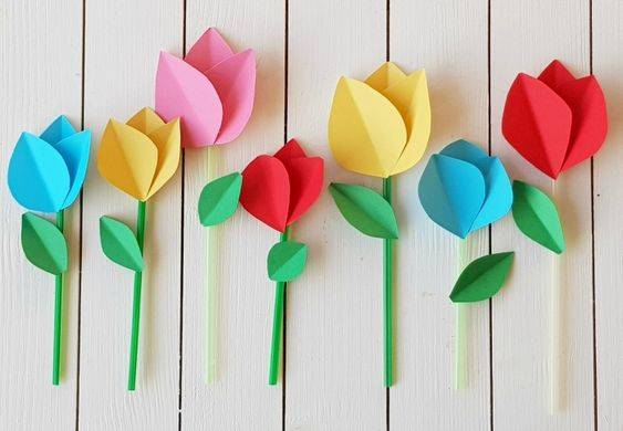 幼儿园手工彩纸制作立体郁金香花朵作品精选_2