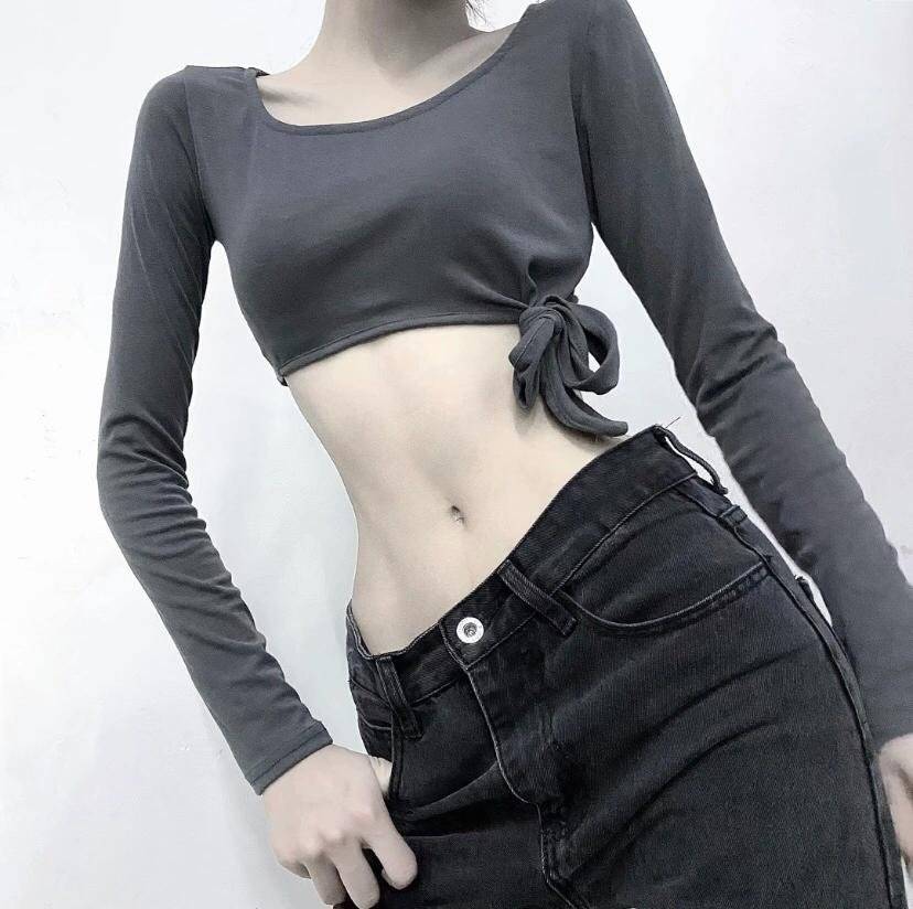 小姐姐晒腰围马甲线图片_4