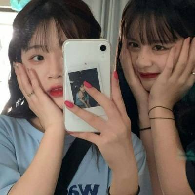 小女生可爱搞怪闺蜜头像一左一右！_17