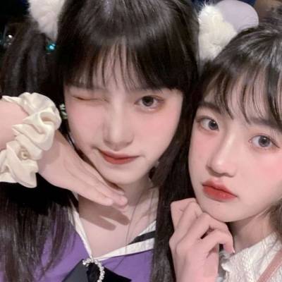 小女生可爱搞怪闺蜜头像一左一右！_13