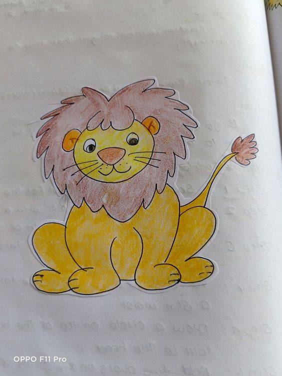 简单卡通狮子彩色简笔画图片大全_5