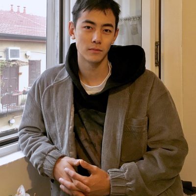 模特纪凌尘日常生活照高清图片精选