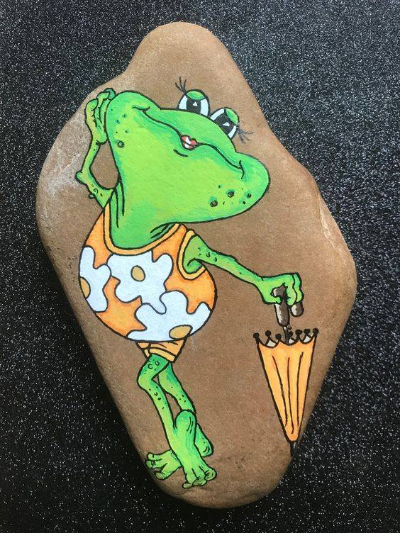 幼儿园手工彩色石头画-卡通青蛙作品图片精选_7