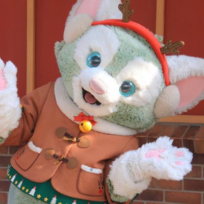 迪士尼绿色小猫咪杰拉多尼人偶高清图片精选