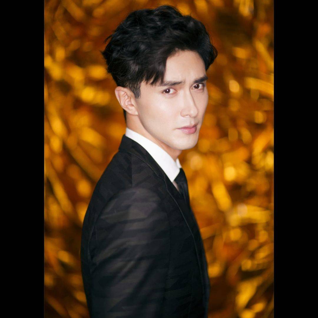 高伟光帅气西装照高清图片精选_2