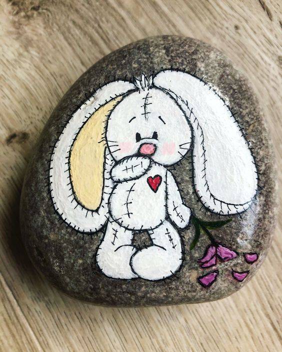 卡通创意兔子石头简笔画作品图片大全_3