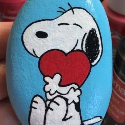 卡通史努比Snoopy石头画作品图片大全