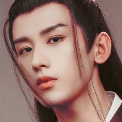 成毅红衣古装造型高清图片精选