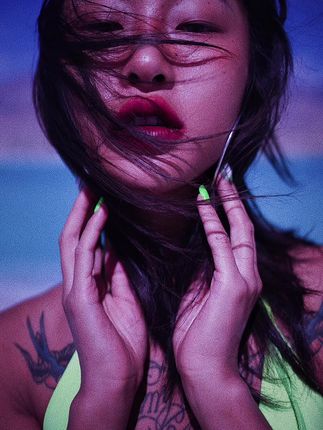 眯眯眼模特菜孃孃生活照 太丑了！_12