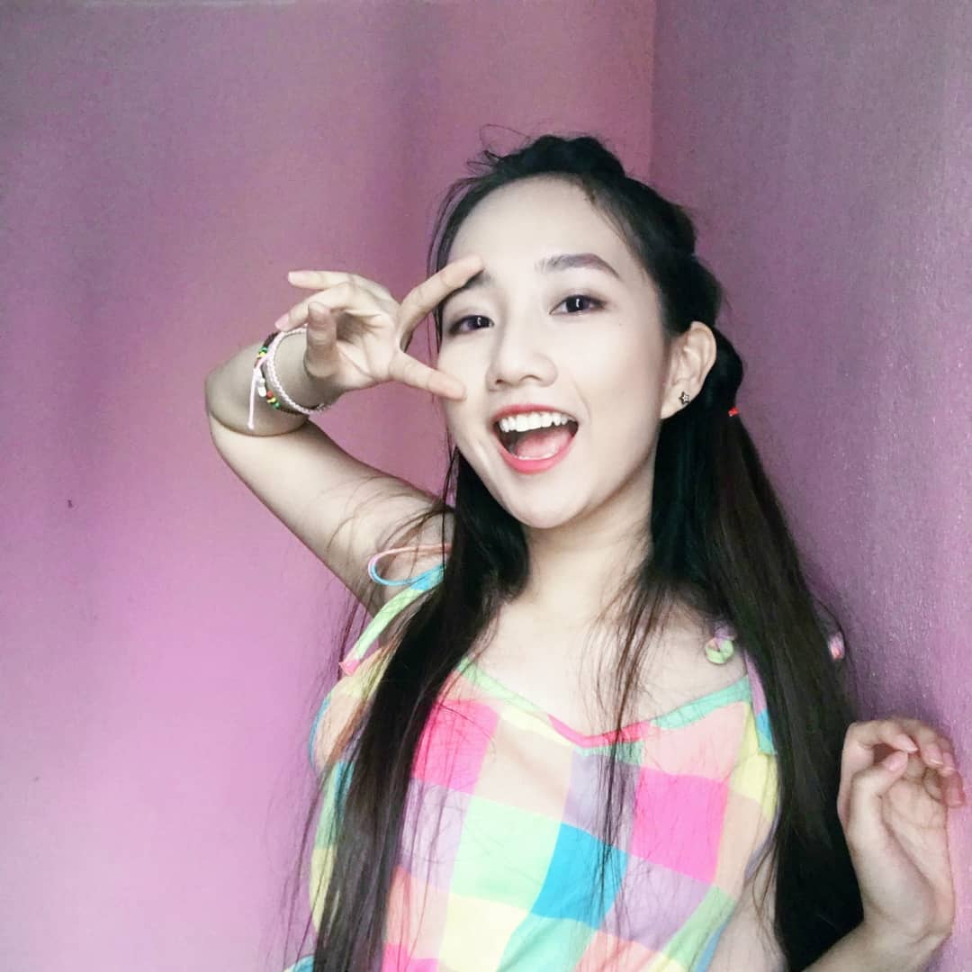 马来西亚00后美女黄怩雅_3