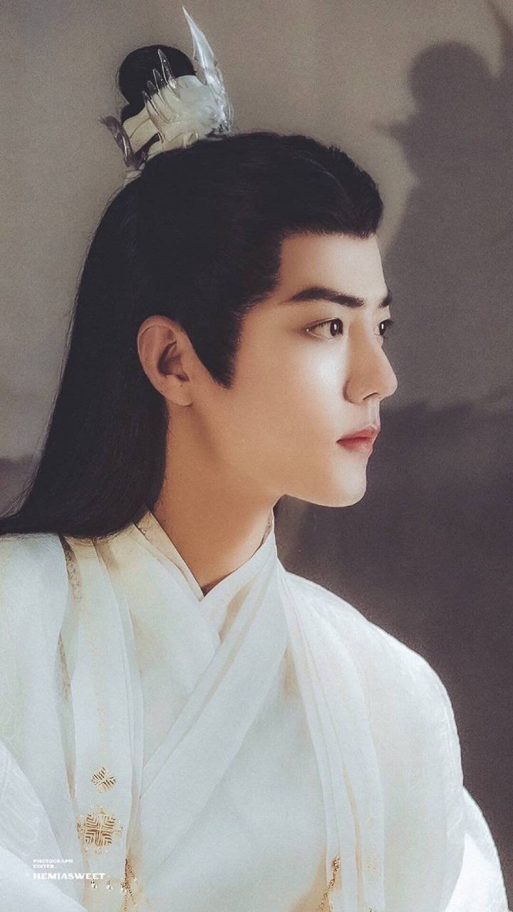 肖战《玉骨遥》古装白衣造型帅炸了！_2