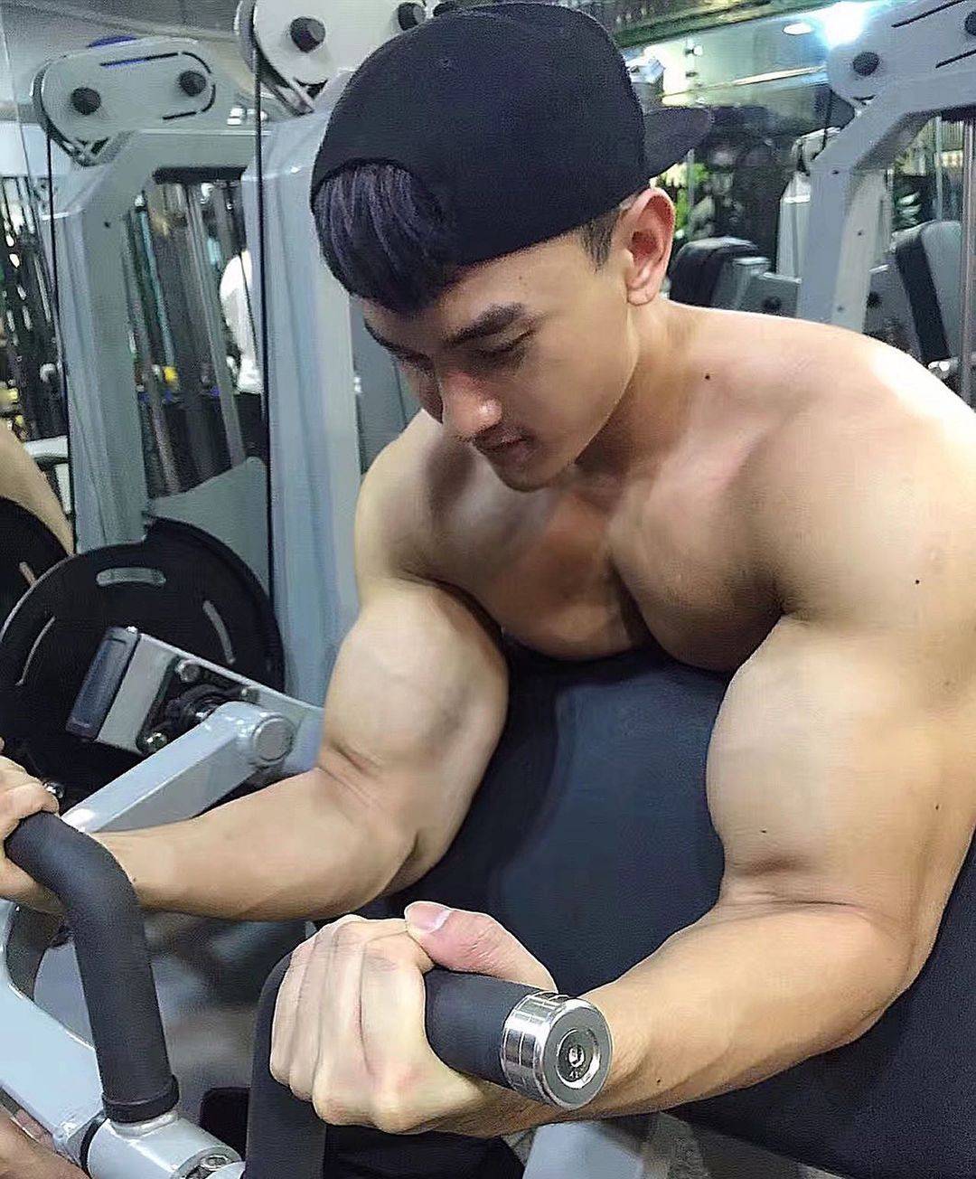泰国男模陈潭山（FungChanthansan）图片精选_5