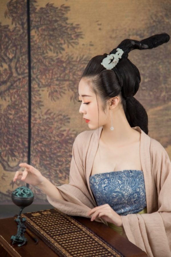 古装纯欲风美女写真，女主像妖精一样会勾人_5