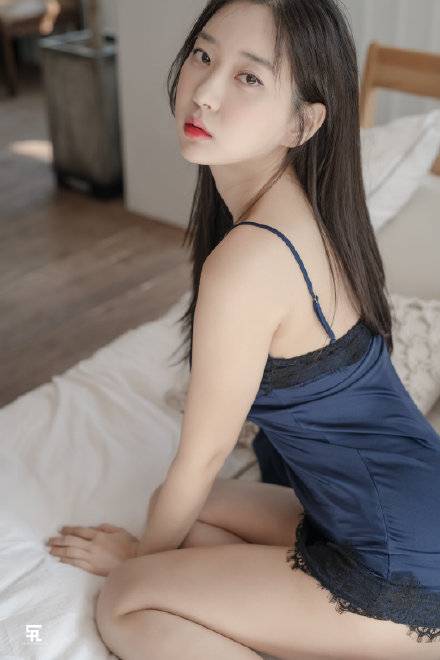 韩国纯欲美女申才恩zennyrt_1