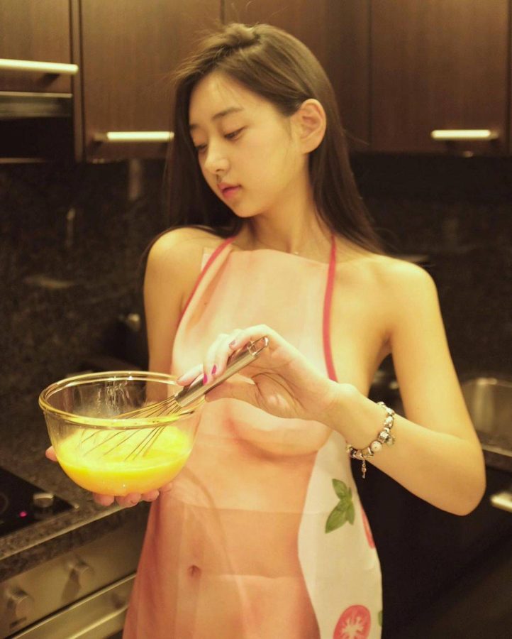 Zenny 辛載恩粉丝福利个性围裙，zennyrt only fans_1