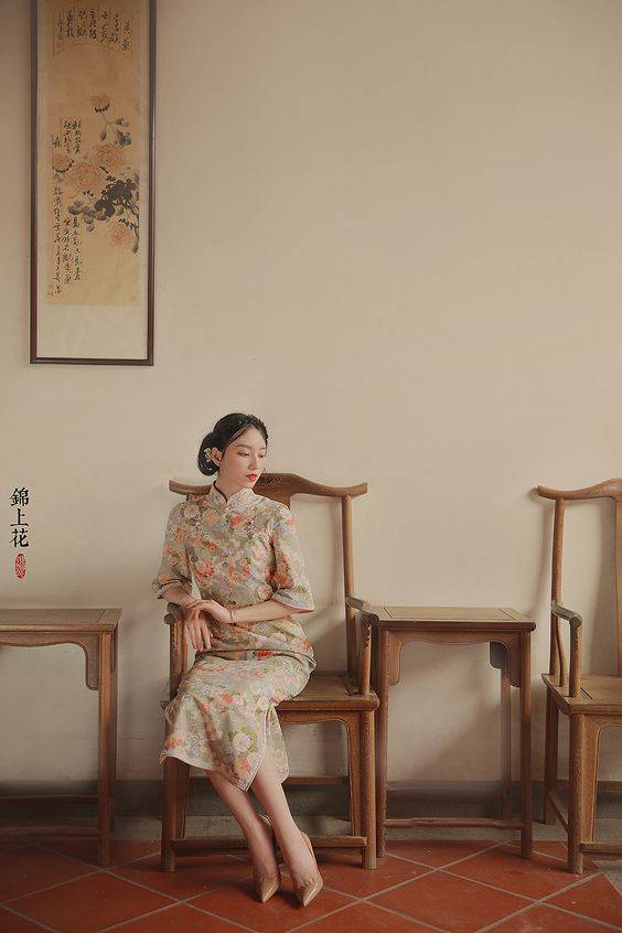 如图:穿旗袍穿什么鞋子合适！_4