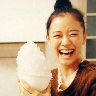 日本美女苍井优治愈系笑容照片