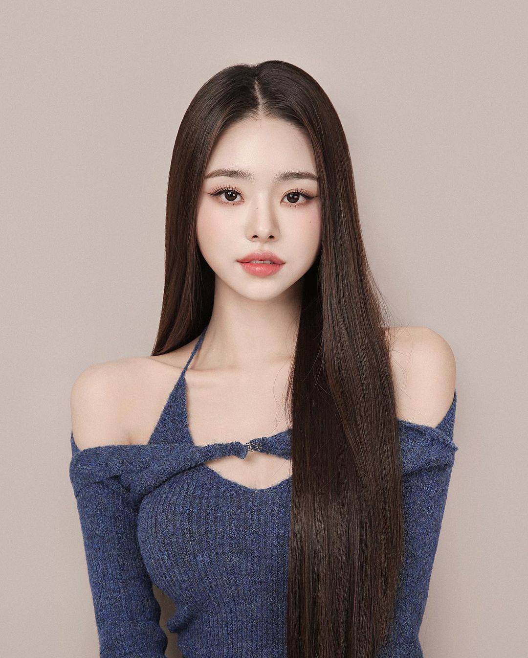 美女dear.zia胸部特写图，宋智雅的胸是隆的吗？_1
