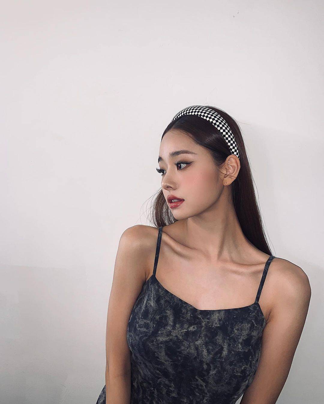 美女dear.zia胸部特写图，宋智雅的胸是隆的吗？_3