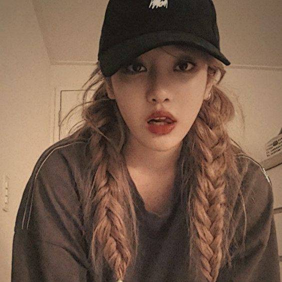 女头优质高清混网软妹，玩网拽姐高质量头像！_19