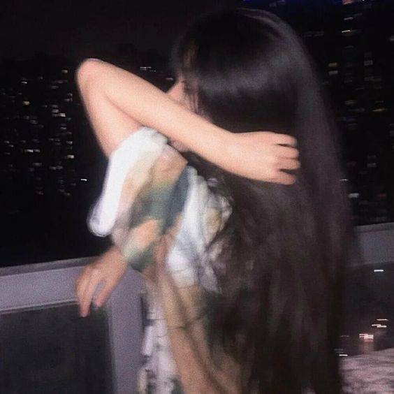 个性妖娆妩媚霸气的女生头像不露脸_1