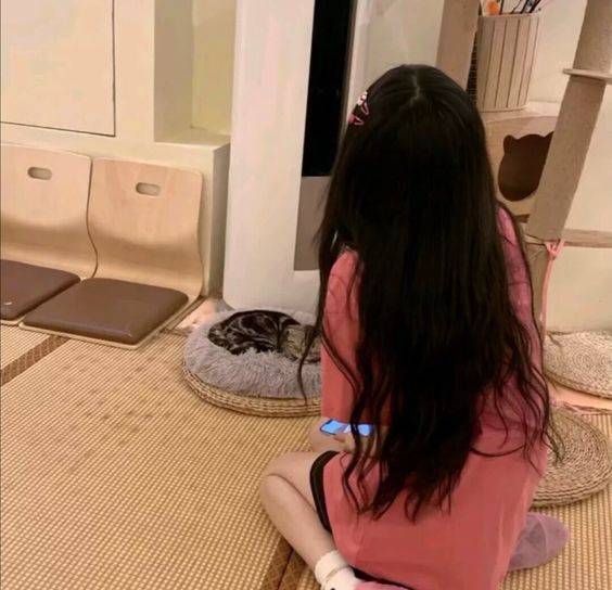 个性妖娆妩媚霸气的女生头像不露脸_2