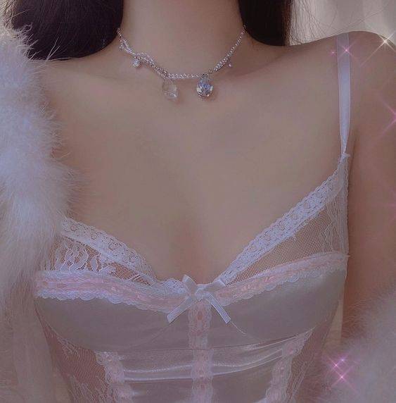 个性妖娆妩媚霸气的女生头像不露脸_9
