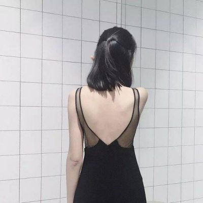 特污头像真人女生头像露背图片