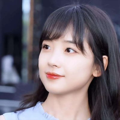 被人肉的“央视女神”王冰冰美照