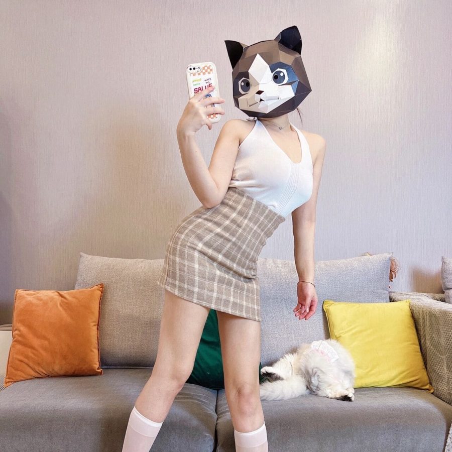 狗头美女超短裙自拍，这才是真正的狗头萝莉_4