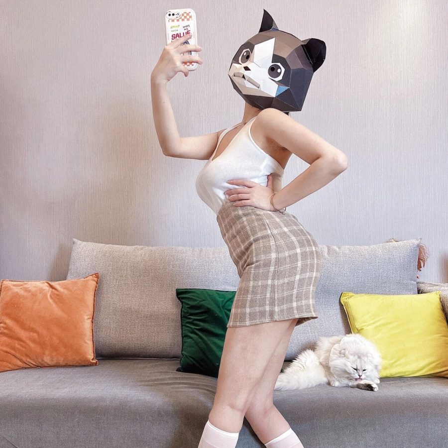 狗头美女超短裙自拍，这才是真正的狗头萝莉_6