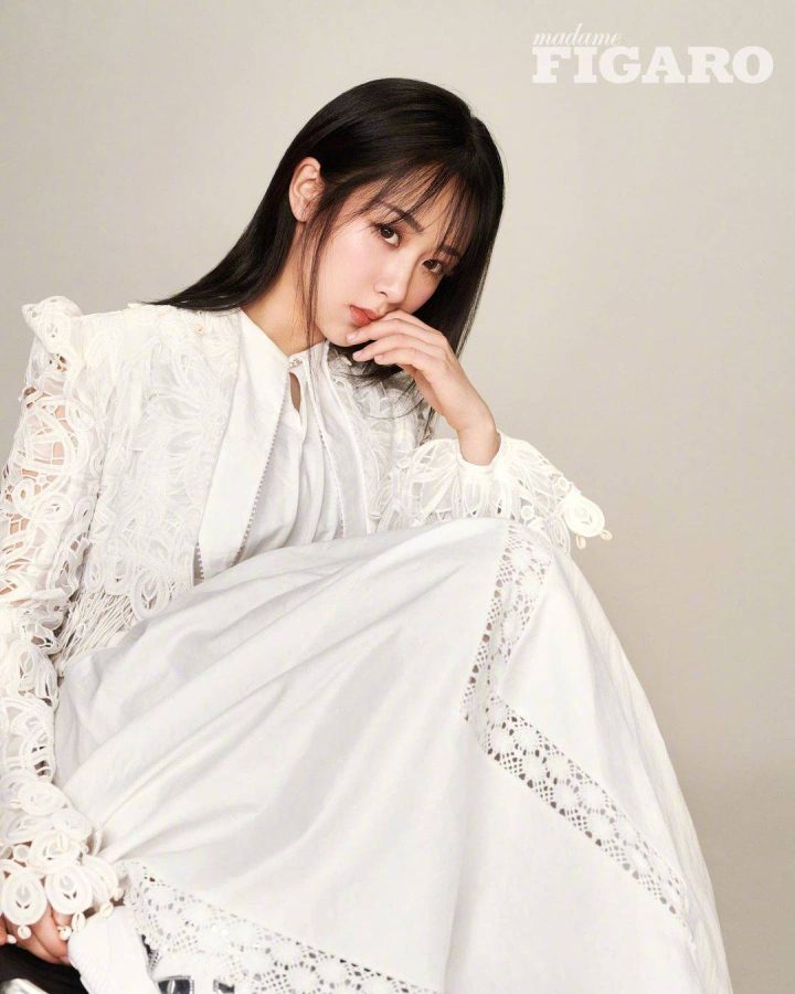 杨紫花仙子写真，选自MadameFigaro世界杨紫封面_1