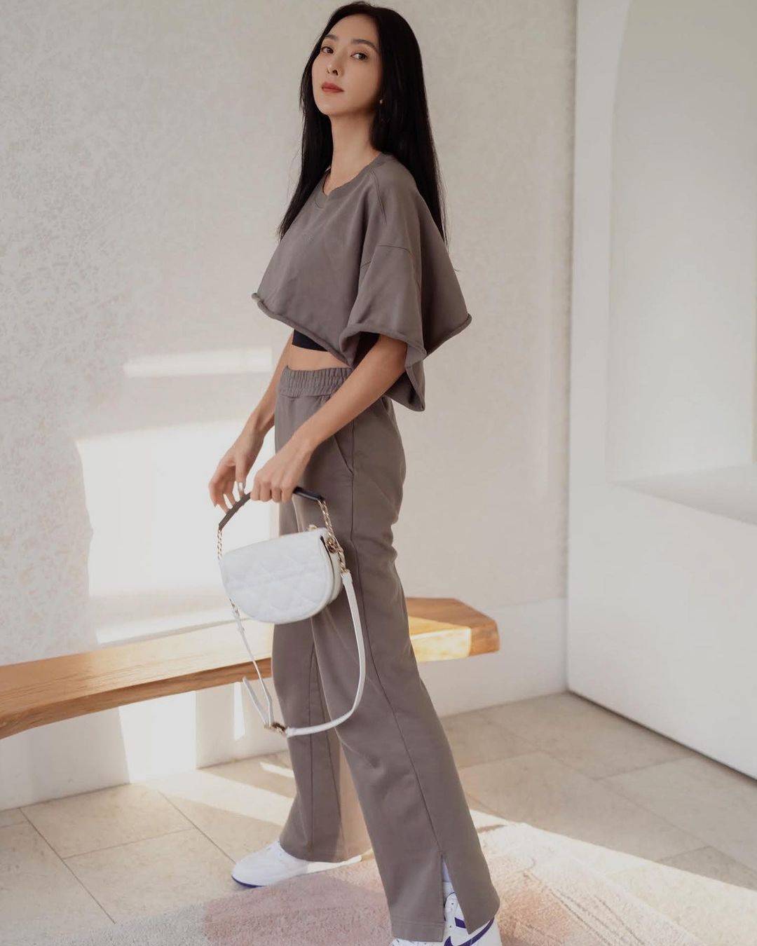 曹格老婆模特吴速玲美照照片精选_4