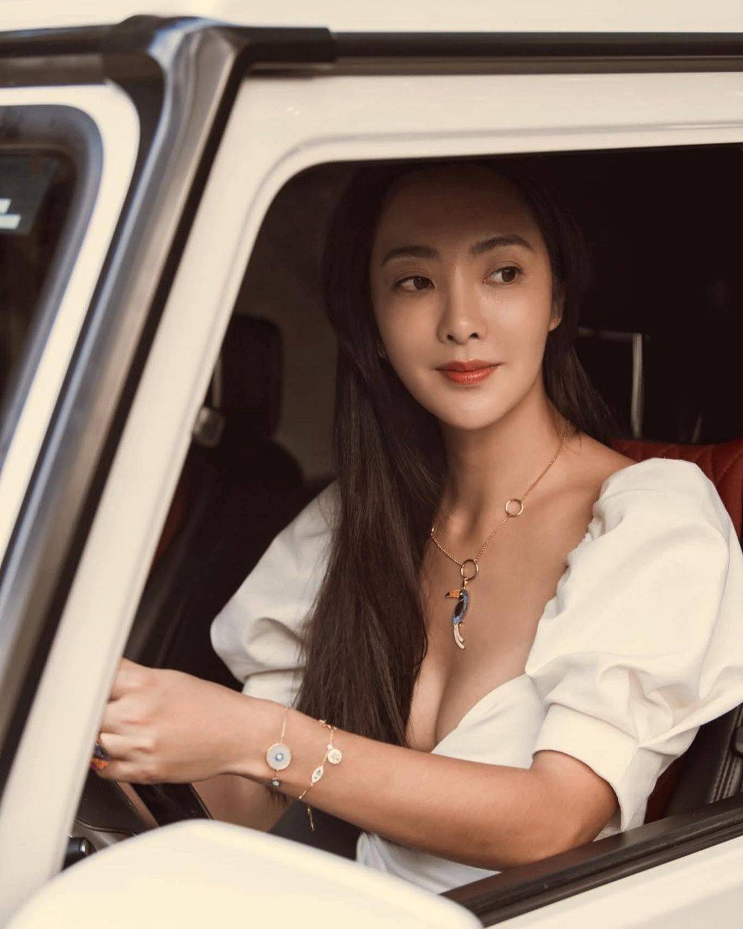 曹格老婆模特吴速玲美照照片精选_10