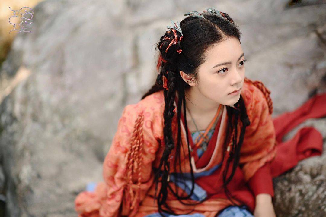 赵今麦电视剧《玲珑》古装造型图片_4