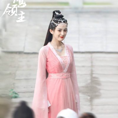雪鹰领主古力娜扎古装仙气造型剧照