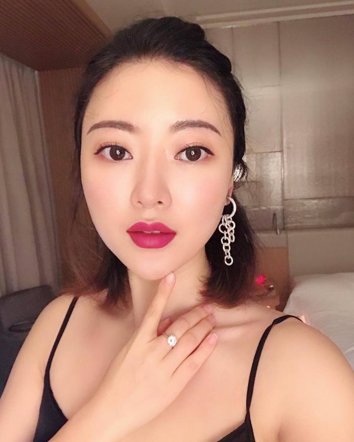 网红蒋娉婷漂亮生活照图片_2