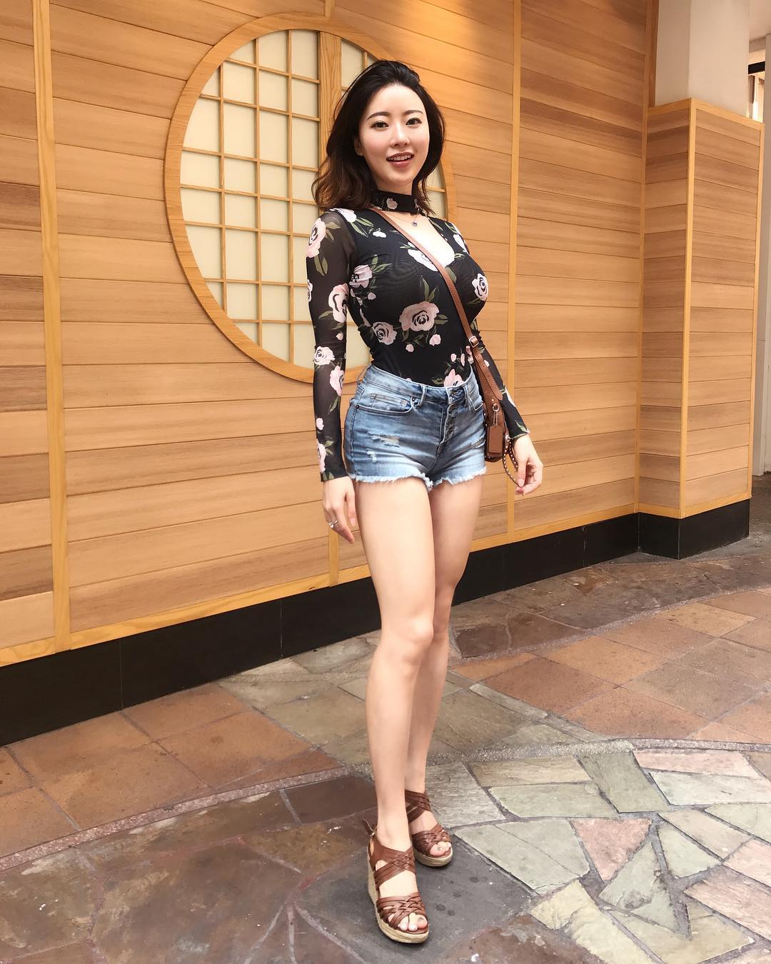 网红蒋娉婷漂亮生活照图片_1